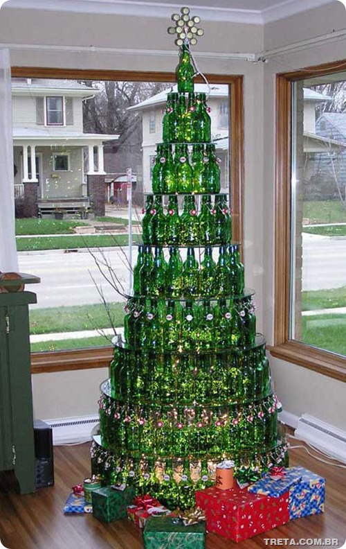 beer-christmas-tree-win