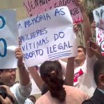 Em memória das mulheres vítimas do aborto ilegal Em memória das mulheres vítimas do aborto ilegal