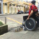 Le Parkour sobre rodas