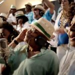 Dois videoclipes que representam o Brasil