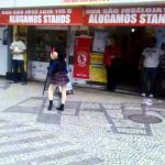 Magali dançando muito louca no Largo da Carioca