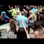 Policial fritando na festa rave (2)