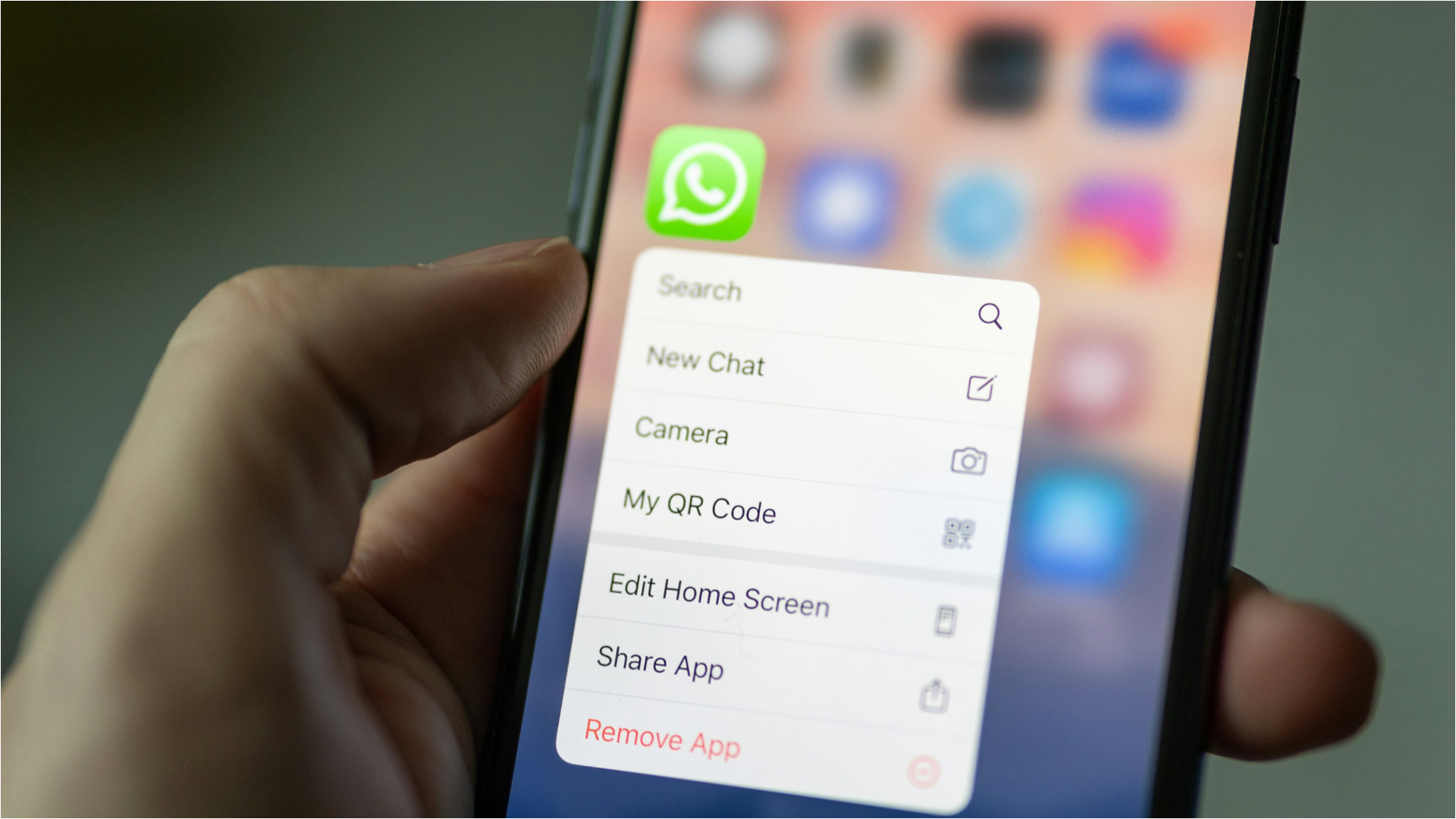 Guarda municipal do PR ganha processo contra prefeitura por fotos viradas em stickers de WhatsApp