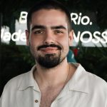 João Silva revela a idade que perdeu a virgindade em entrevista a Maya Massafera