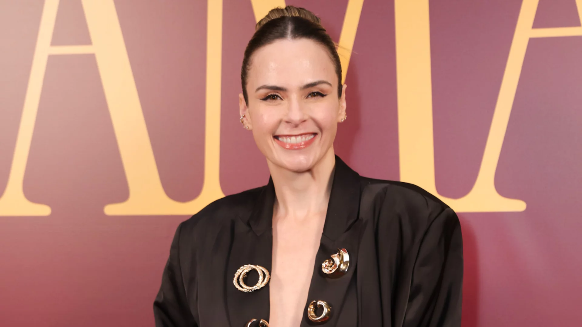 Ana Paula Renault fala sobre beijos e vida amorosa pós-BBB 26