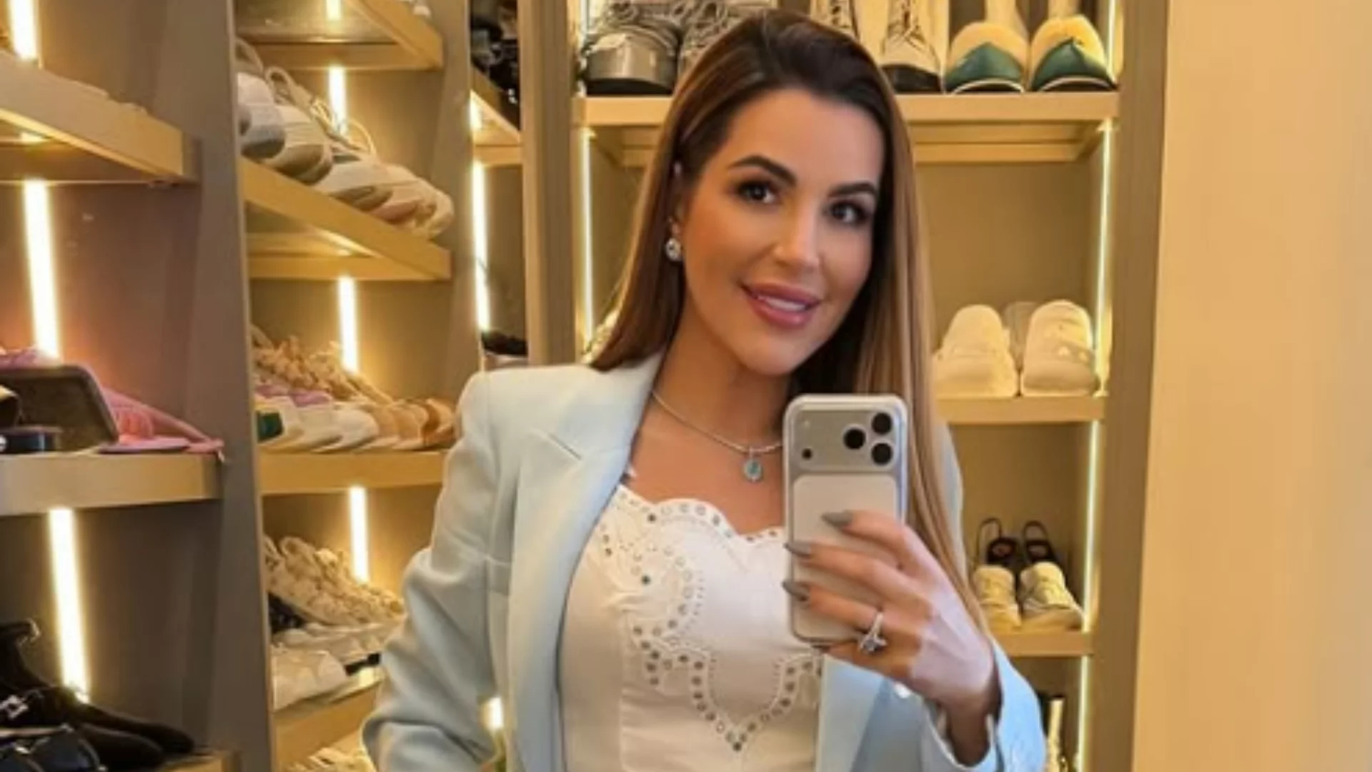 Deolane presa em operação que investiga lavagem de dinheiro do PCC