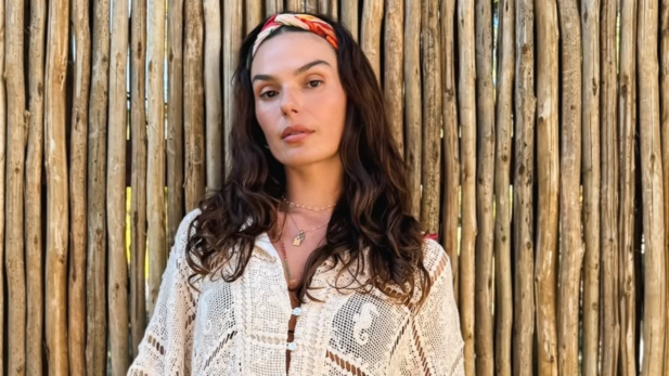 Isis Valverde internada três vezes em um ano: a doença que ela chamou de traumatizante
