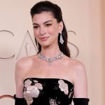 Anne Hathaway responde aos boatos de plástica após vídeo viral