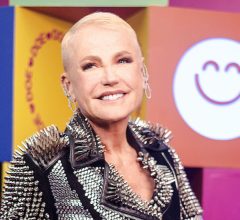 Xuxa fez transplante capilar e decidiu manter o cabelo curto