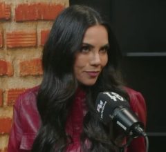 Daniela Albuquerque no velório do pai: "A família não sabia da minha existência"