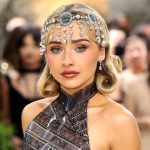Sabrina Carpenter entra na Justiça contra homem que tentou invadir sua casa
