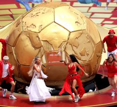 Taça da Copa 2026 desaba na abertura e internet já manda o meme