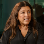 Regina Casé revela que se sentiu usada em cena de nudez nos anos 70