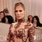 Jennifer Lopez lista os personagens fictícios com quem transaria