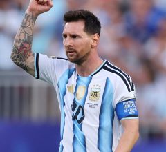Jornalista anuncia morte do pai de Messi ao vivo e é demitida horas depois
