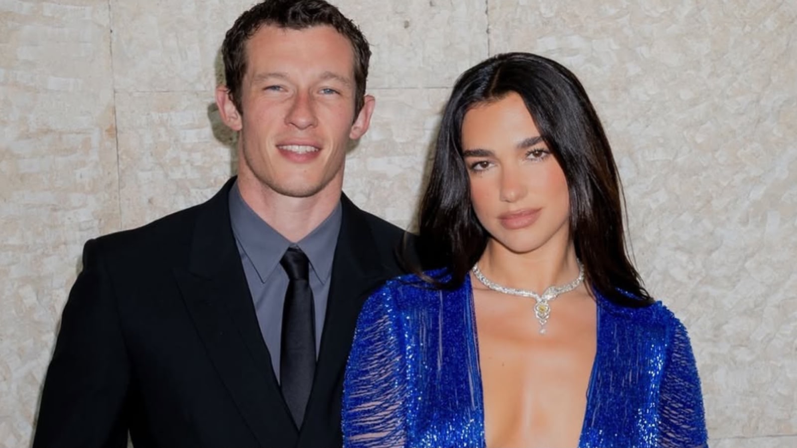 Dua Lipa e Callum Turner já casados: pré-wedding em Palermo com beijos públicos