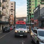 Grávida sai da delegacia e atropela a sogra minutos depois em SC