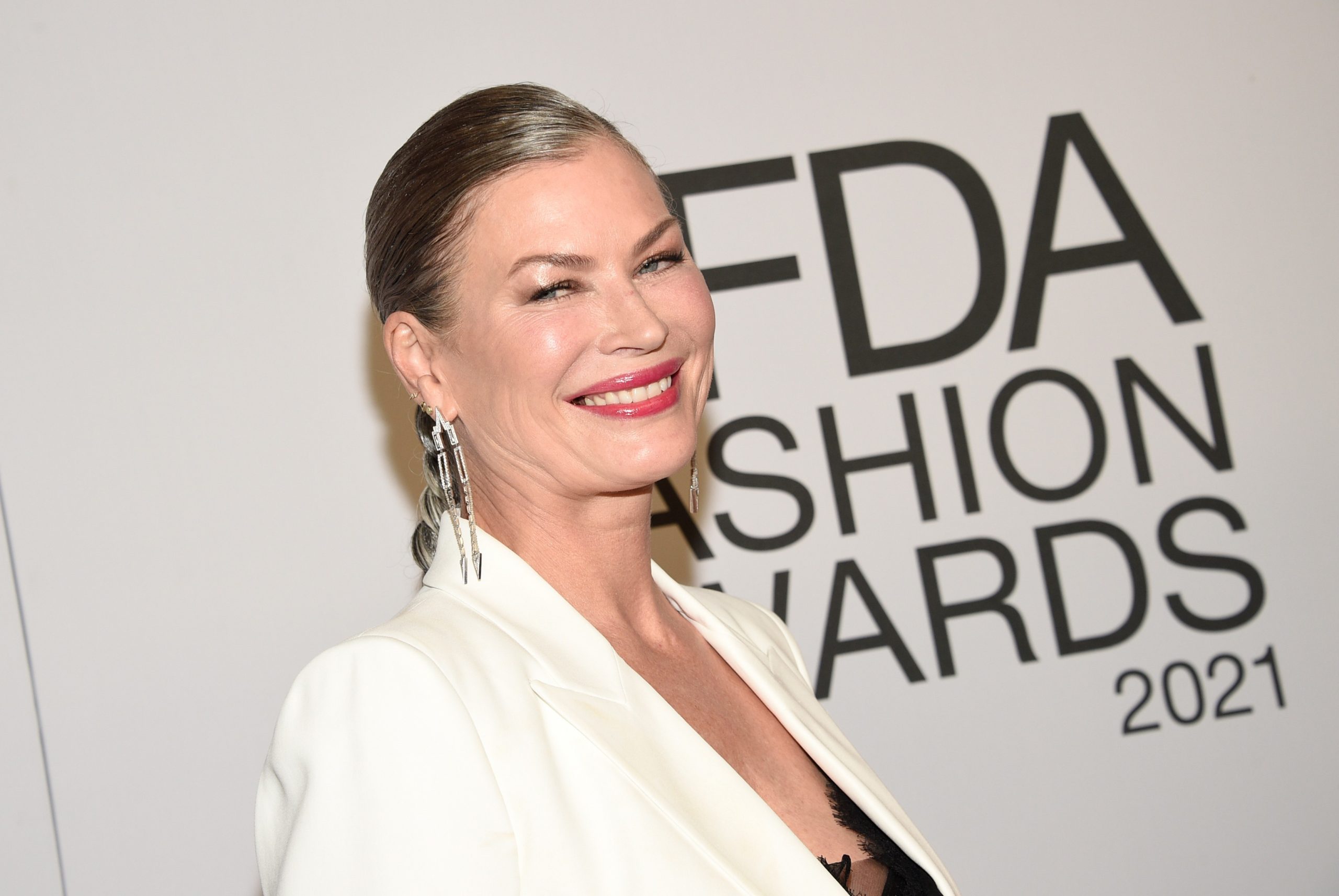 Carré Otis denuncia ex-chefe da Elite Model por estupro em Paris