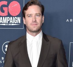 Armie Hammer volta ao cinema depois de 5 anos e chora: "Eu criei esses problemas"