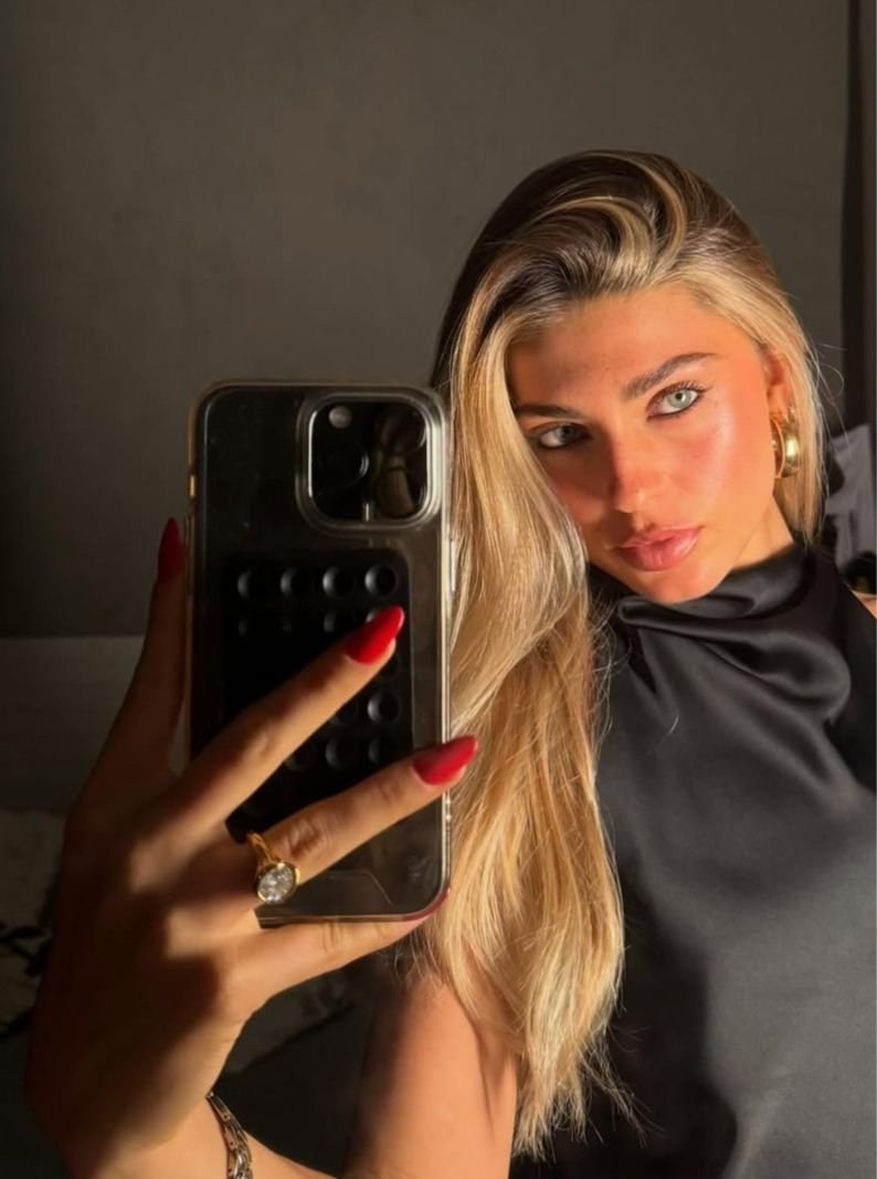 Manu Howlett e Erick Pulgar: filha de Moscovis entrega affair com jogador do Flamengo?