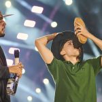 Artistas que bebem no palco: quando a conexão vira cirrose