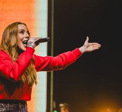 Julliany Souza desbanca Ludmilla e vira artista gospel mais ouvida do Brasil