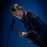 Lenine lota São Paulo com "Eita" e entrega 4,5 estrelas de show