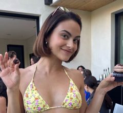 Camila Mendes expõe bastidores pesados de Riverdale: "crises de pânico no set"