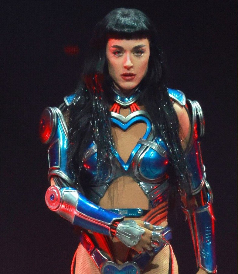 Katy Perry detona Casa Branca por usar "Firework" em vídeo de ataque ao Irã