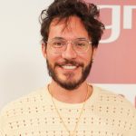 Eliezer confessa vício que quase acabou com o casamento com Viih Tube
