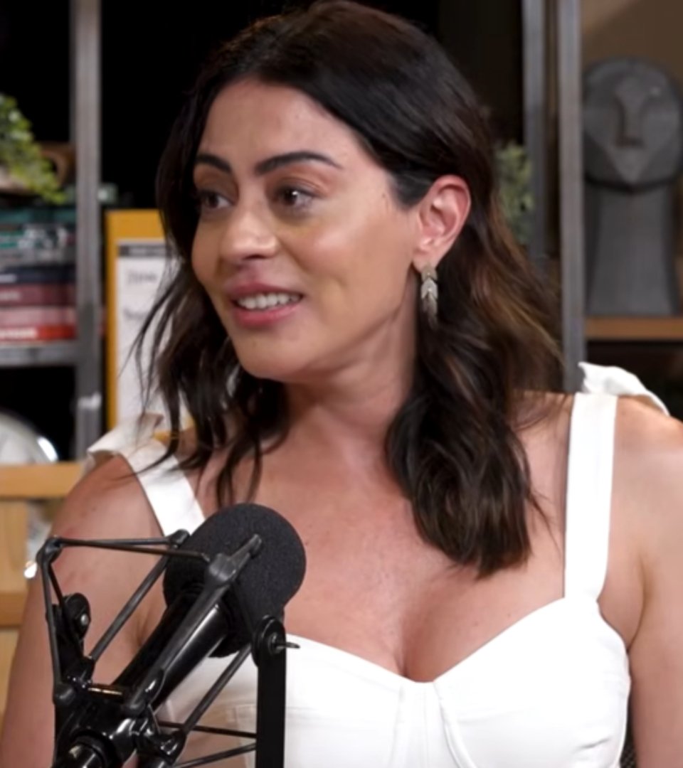 Carol Castro conta como foto com crucifixo na Playboy foi parar no Vaticano