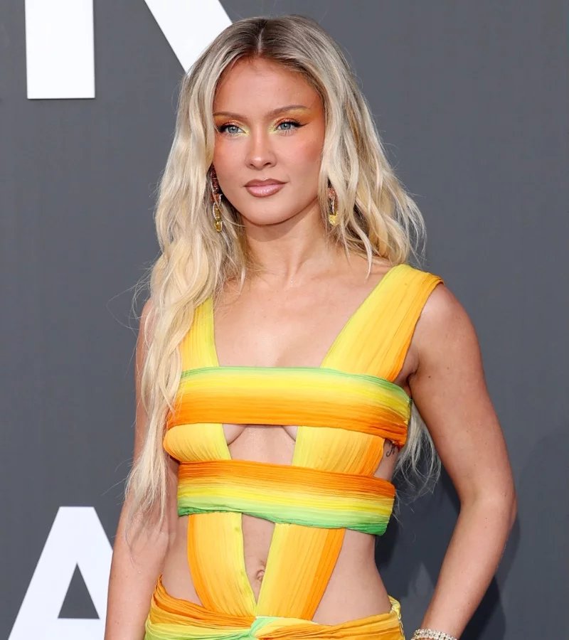 Zara Larsson explica por que o clipe com Shakira ficou engavetado