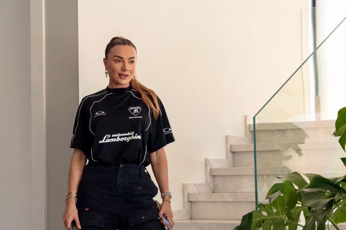 Juju Salimeni expõe golpes de duas marcenarias: "Não consigo finalizar minha casa"