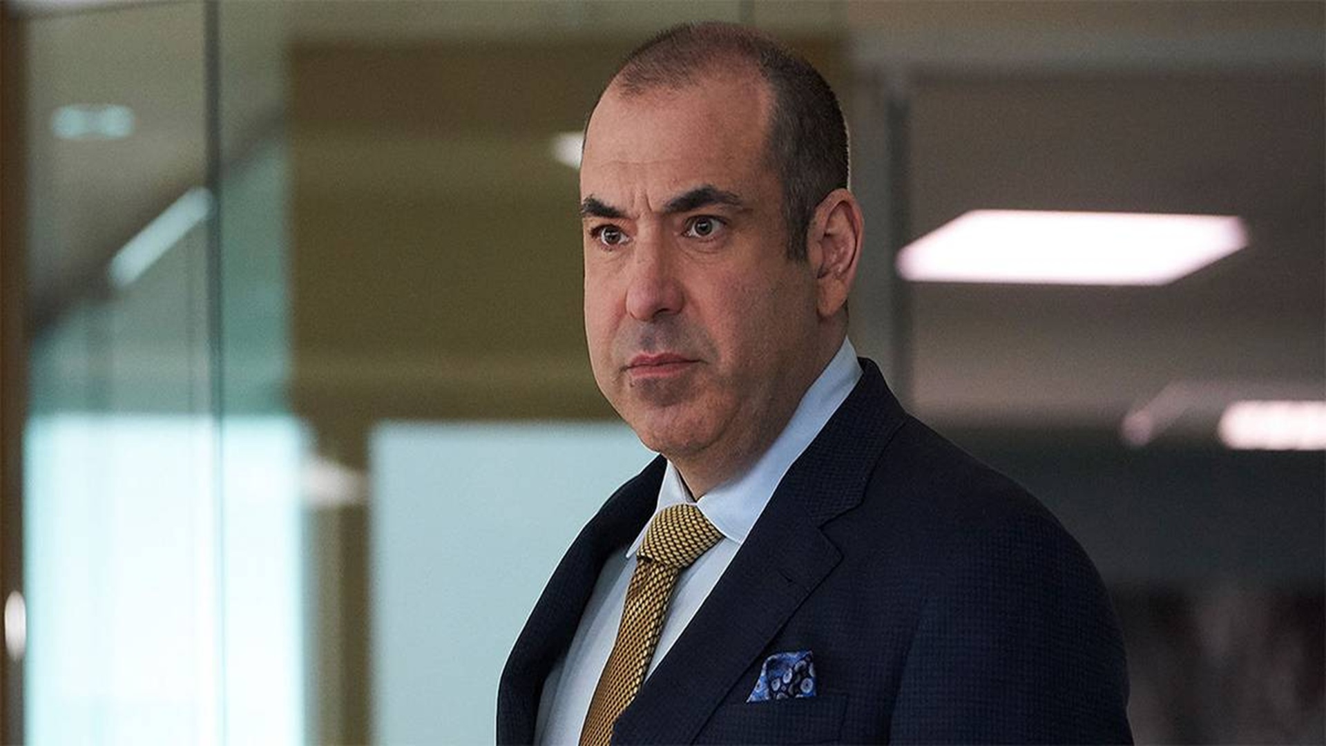 Louis Litt voltou diferente: Rick Hoffman revela o segredo da transformação