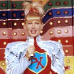 Xuxa revela setlist e figurino da turnê "O Último Voo da Nave"
