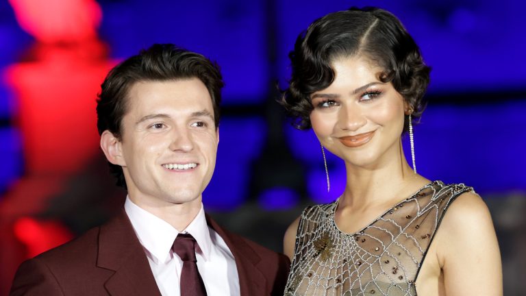 Tom Holland dispara elogios sobre Zendaya: "ela eleva o nível de todo mundo"