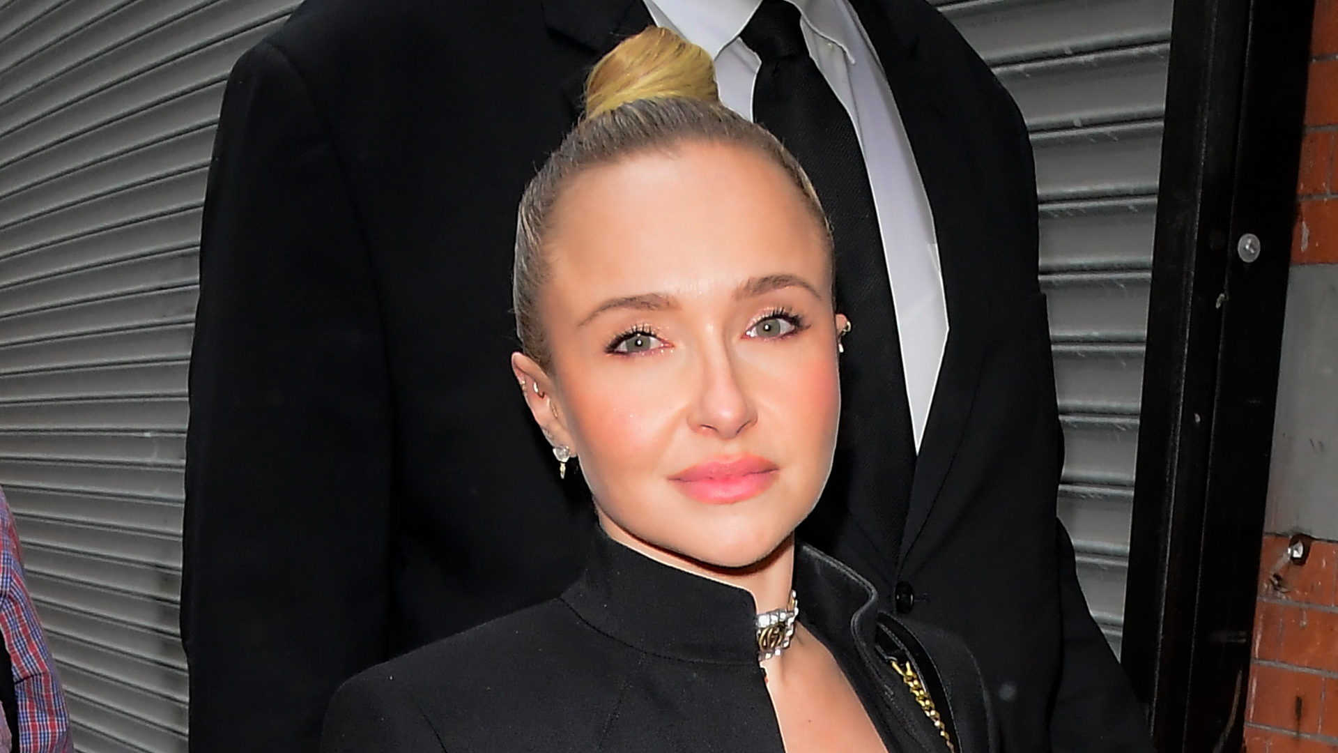 Representante de Hayden Panettiere detona oportunistas que usam morte da atriz para aparecer