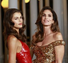 Kaia Gerber revela exorcismo na infância ordenado por Cindy Crawford