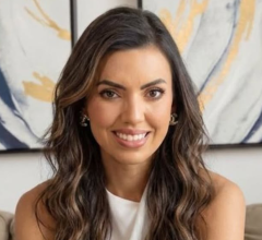 Influencer brasileira internada na UTI após acidente de moto em Bali