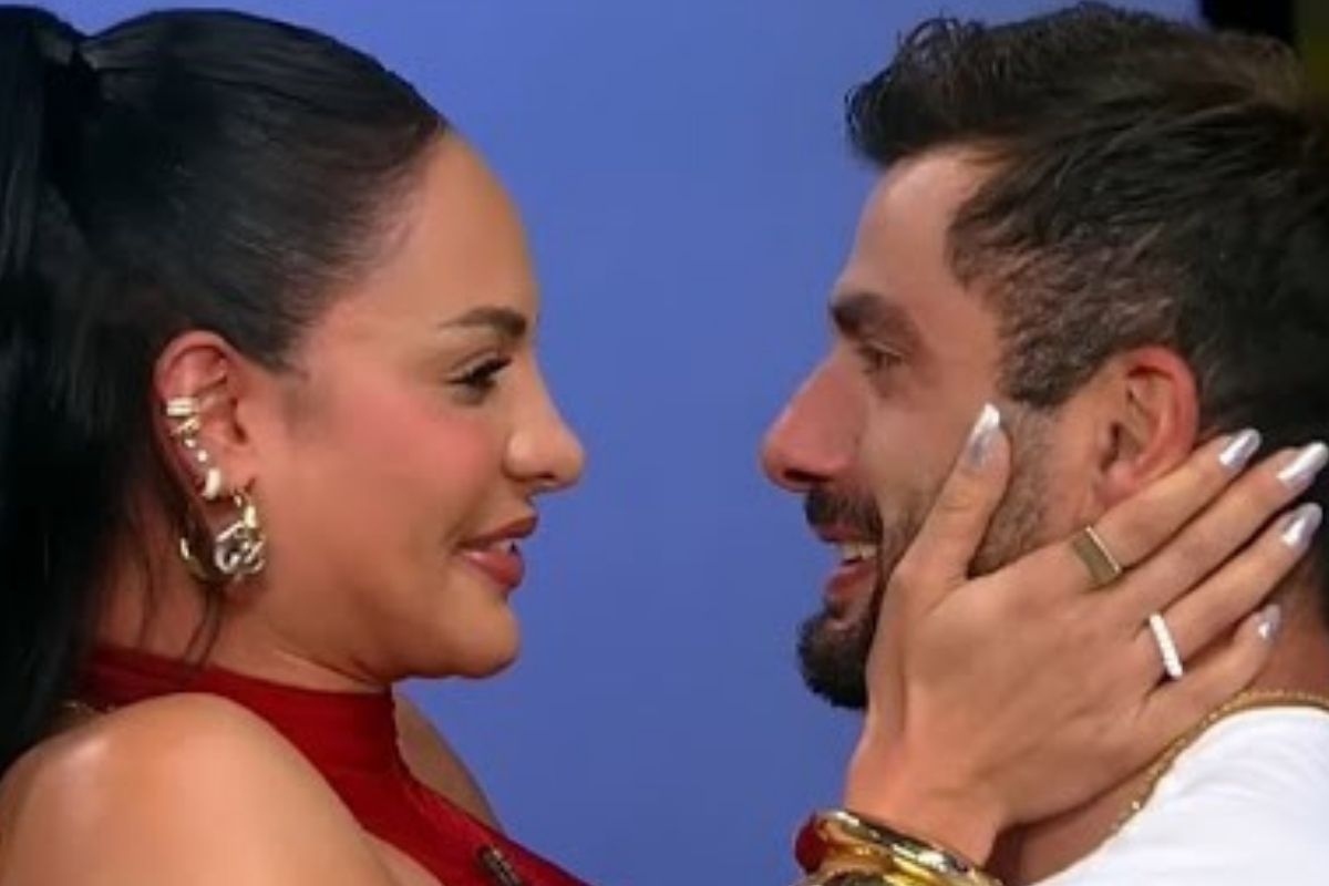 Nizam expõe suposta traição de Aline Mineiro com Jon Vlogs durante A Fazenda 17