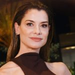Alinne Moraes revela que não beija ninguém desde outubro: "Casada comigo mesma"