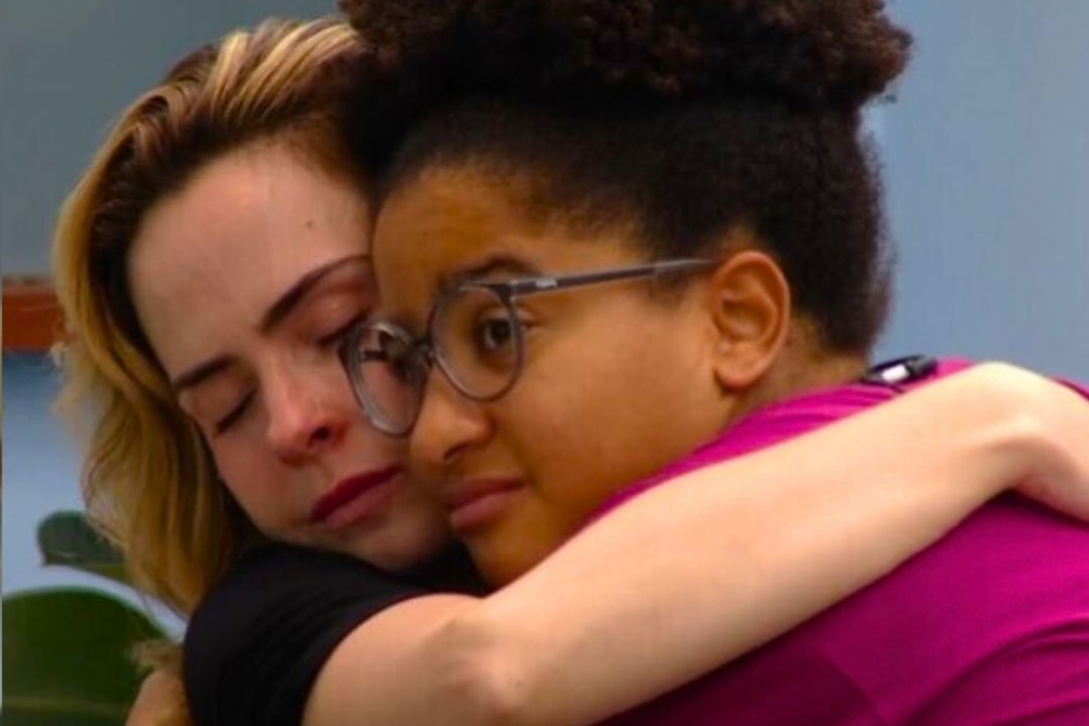 Milena expõe o fim da amizade com Ana Paula Renault: "não foi decisão minha"