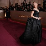 Ariana Grande vai pausar a carreira após comentários sobre seu corpo