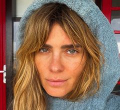 Carolina Dieckmann homenageia mãe com fotos raras sete anos depois