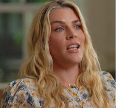 Busy Philipps revela tumor no cérebro e duas cirurgias: "grata por estar viva"