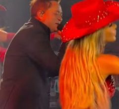 Bailarina de Leonardo viraliza por figurino ousado e fas comparam com Poliana Rocha