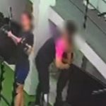Instrutor de academia flagrado em câmera agarrando e mordendo aluna no Recife