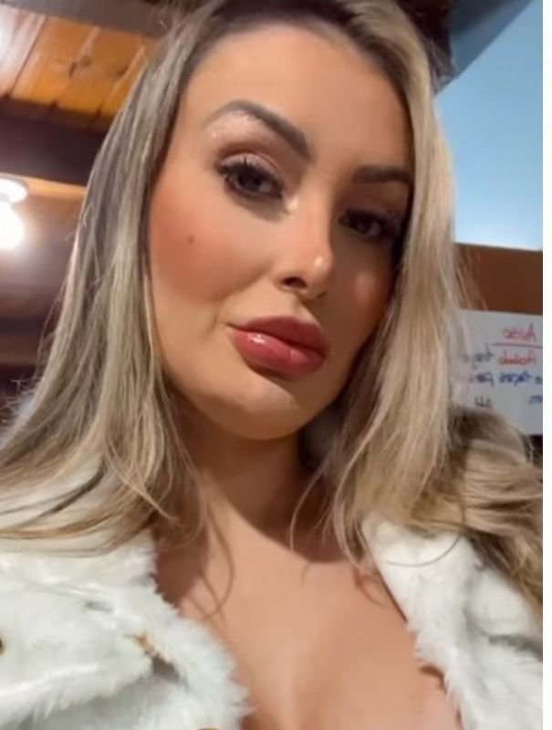 Andressa Urach convida Fiuk para conteúdo adulto: "você é um gatinho, gravo com você"