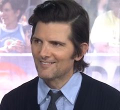 Adam Scott revela o segredo do casamento de Taylor Swift e Travis Kelce