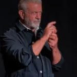 Mel Gibson detonado por deboche com intérprete na Fan Expo Canadá